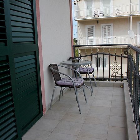 Apartmani Krka Rooms Lozovac Kamer foto