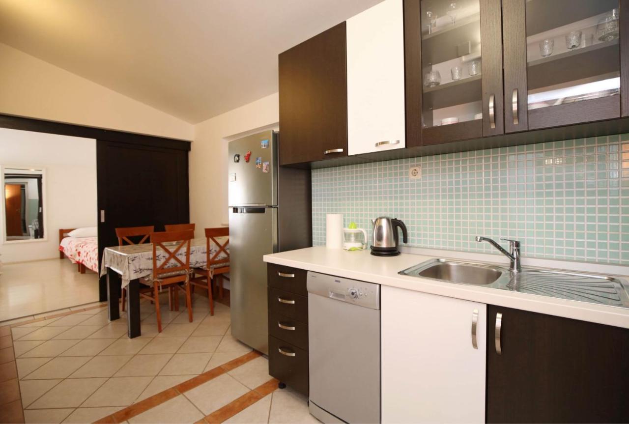 Apartmani Krka Rooms Lozovac Buitenkant foto